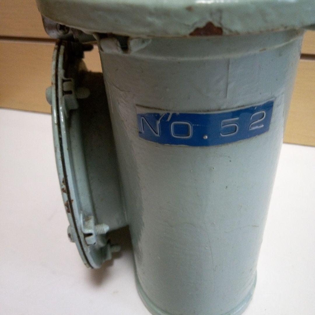 レトロ アンティーク ヴィンテージ 希少な海上自衛隊の乾電池式応急灯