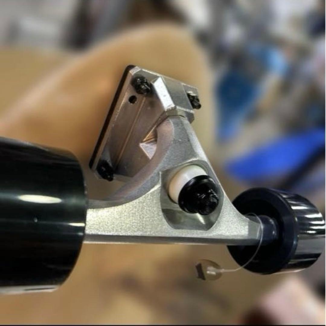 7183【未使用品】スイングトラック搭載 サーフスケート31,5 ウッディ