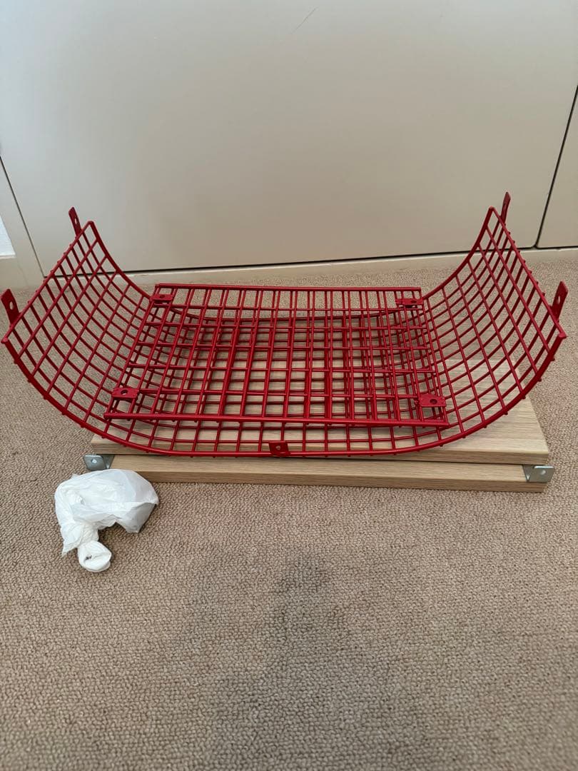 IKEAイケア ウォールシェルフSVENSHULT スヴェンスフルト赤レッド