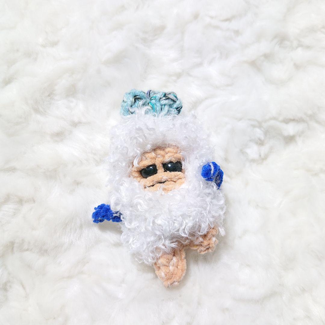 250.もこもこひつじ　マンドラゴラのあみぐるみ