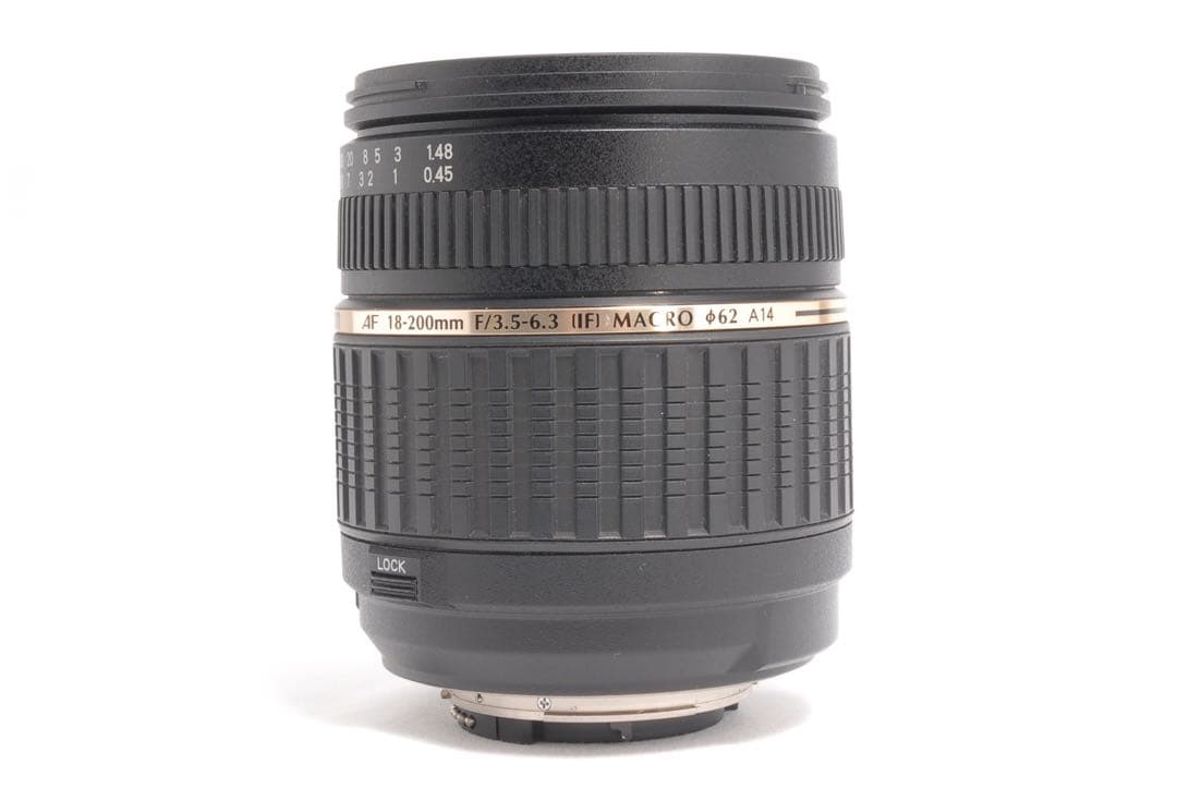 ✨1本で近遠対応✨タムロン 18-200mm✨F/3.5-6.3✨万能レンズ