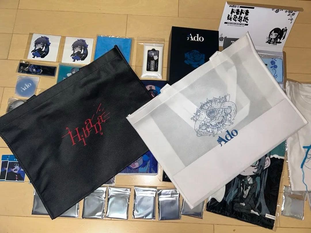 Ado Hibana モナ・リザの横顔　グッツまとめ