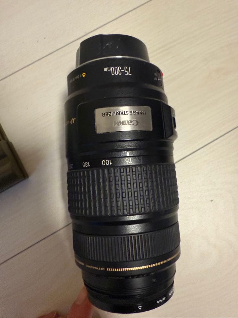 Canon EF 75-300mm IS USM 本体とセットでお値下げ Used Canon EF 75-300mm f/4-5.6 IS USM | MPB