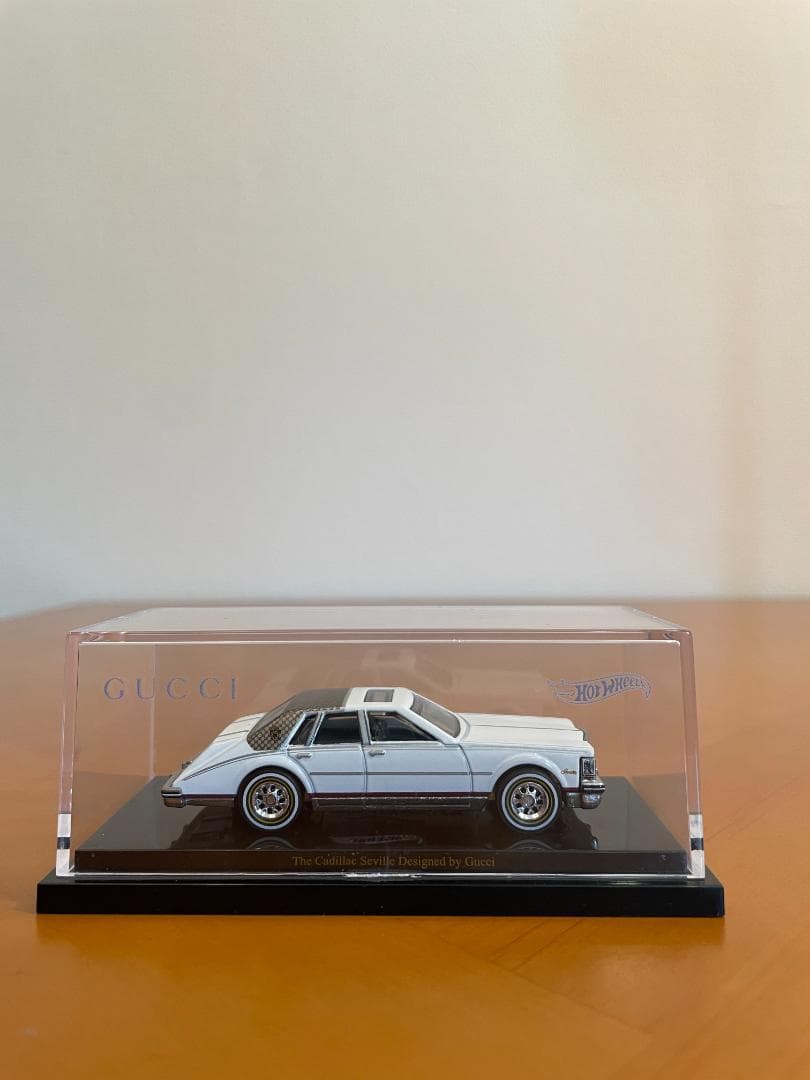 GUCCI Cadillac Seville ホットウィール世界限定5000台
