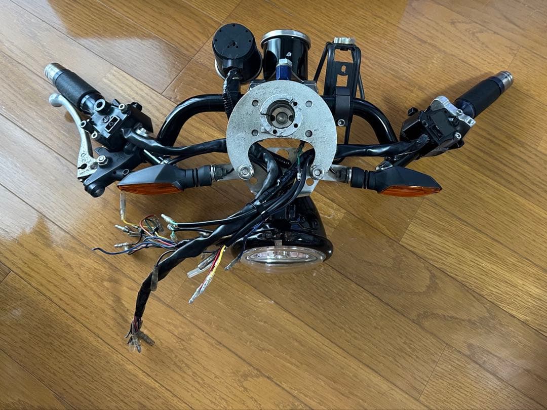 ライブディオ ZX バーハンドル キット カスタム - メルカリ