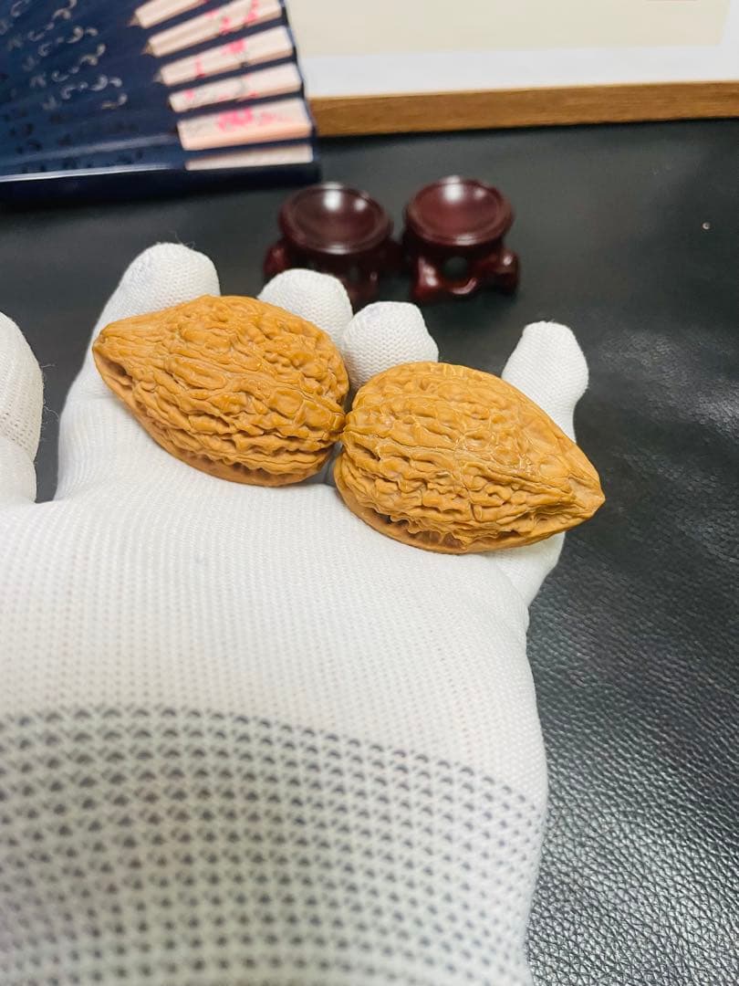 厚揚げNo.402❤️遊ぶクルミ　文玩核桃 希少変異種坐佛