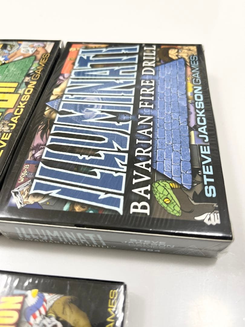 イルミナティカード未開封BOX《まとめ売り》絶版廃盤伝説フリーメイソン最終日です