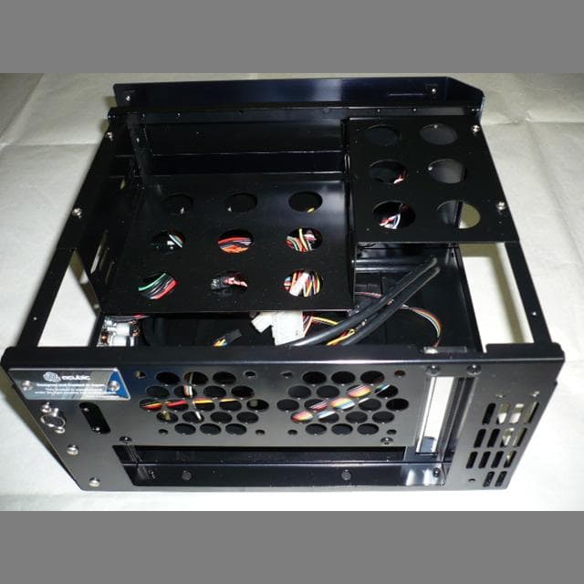 Abee acubic E30 黒 山洋電気ファン、延長ケーブル等をおまけで同梱