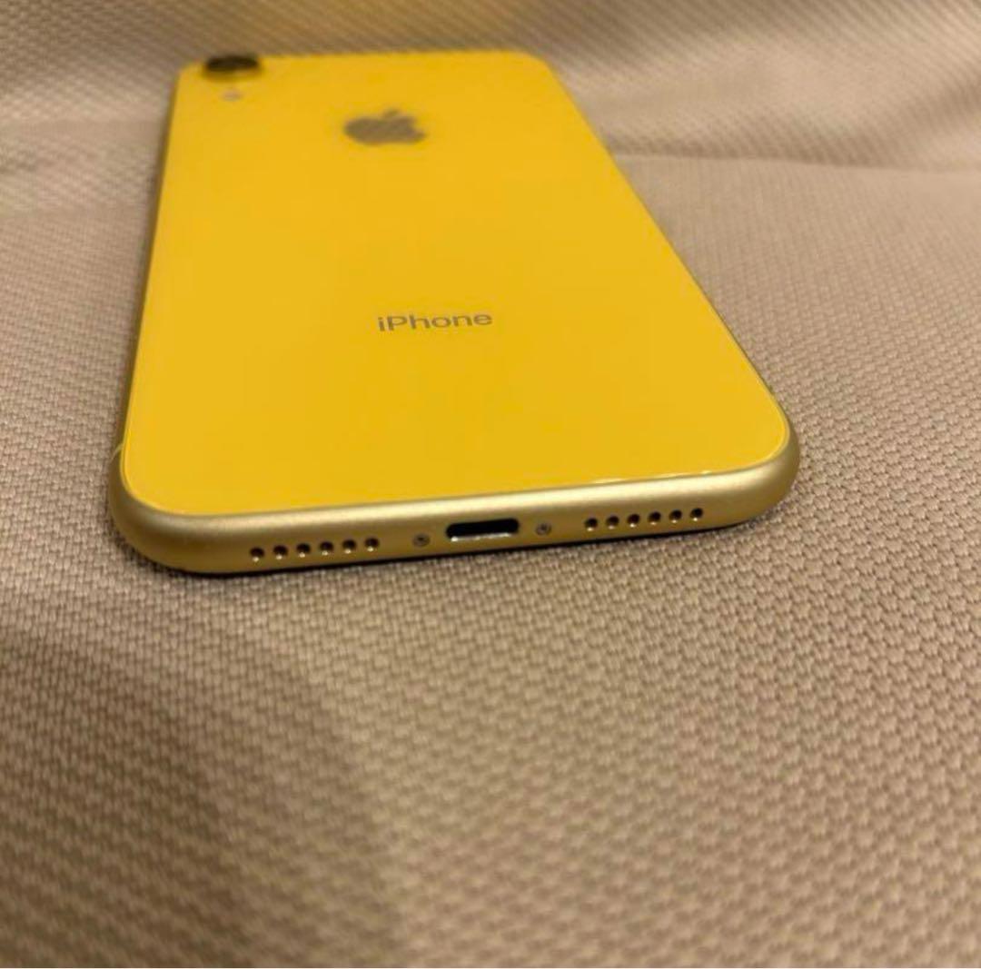 iPhone XR 64GB イエロー 本体 黄色 - メルカリ