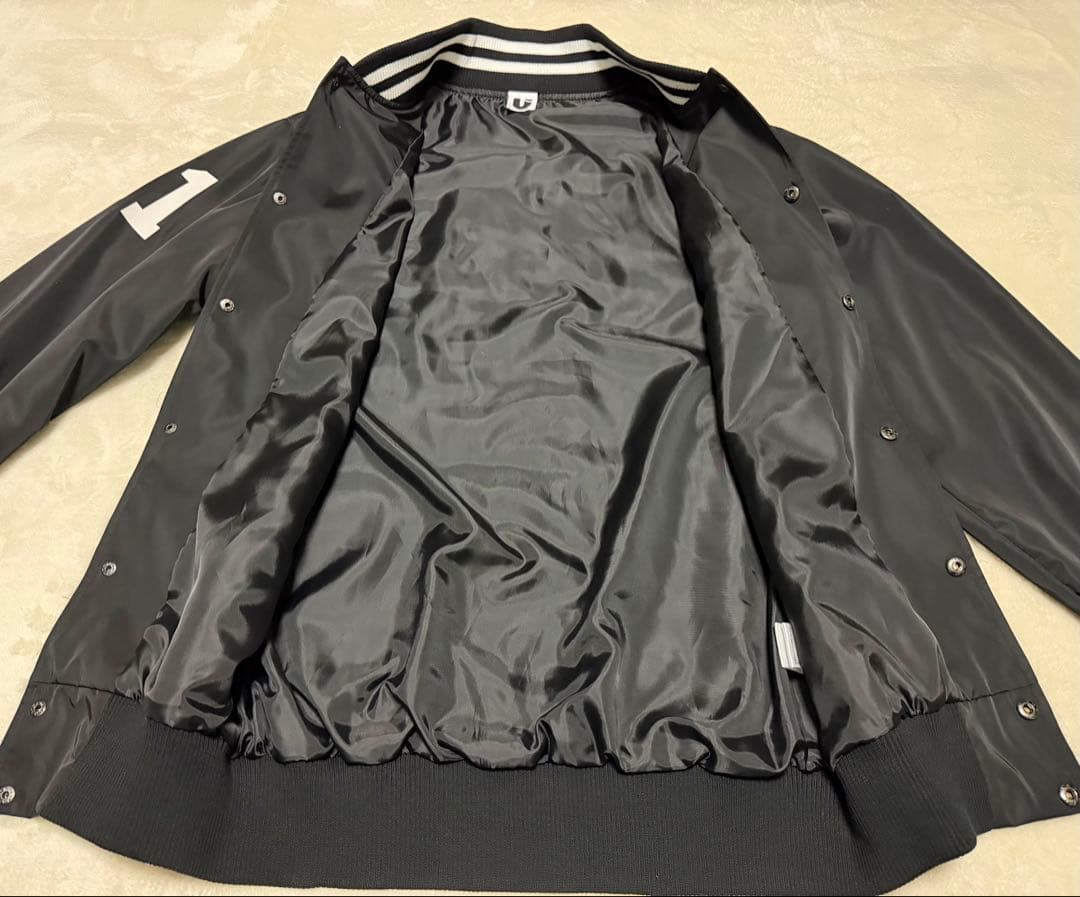 【極美品】UVERworld スタジャン ３