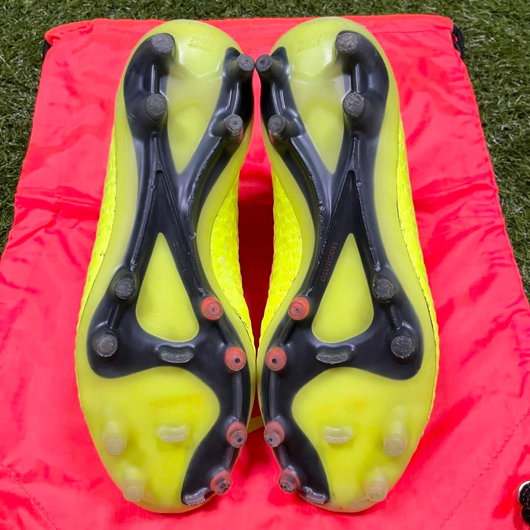 シューズ NIKE Magista Obra FG 25.5cm