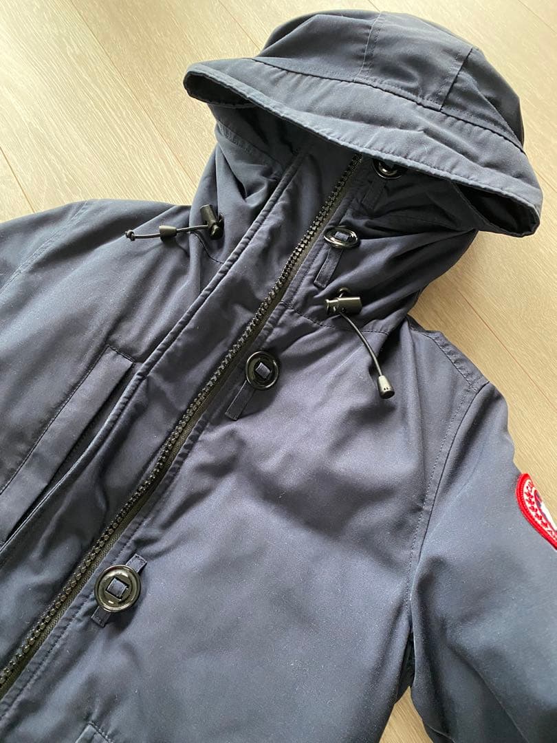 正規品Canada Goose CHARLOTTE PARKA ネイビー - メルカリ