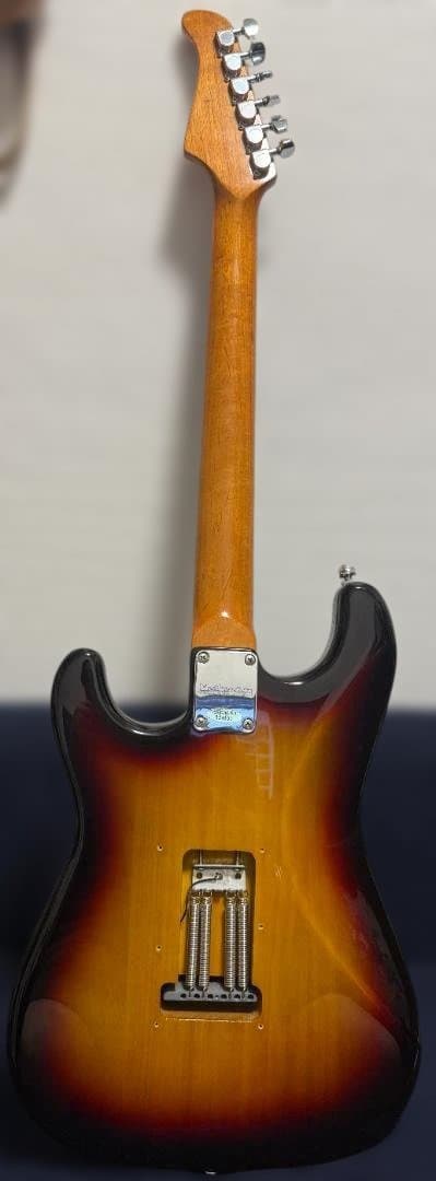 mushroom ストラトキャスター サンバースト - メルカリ