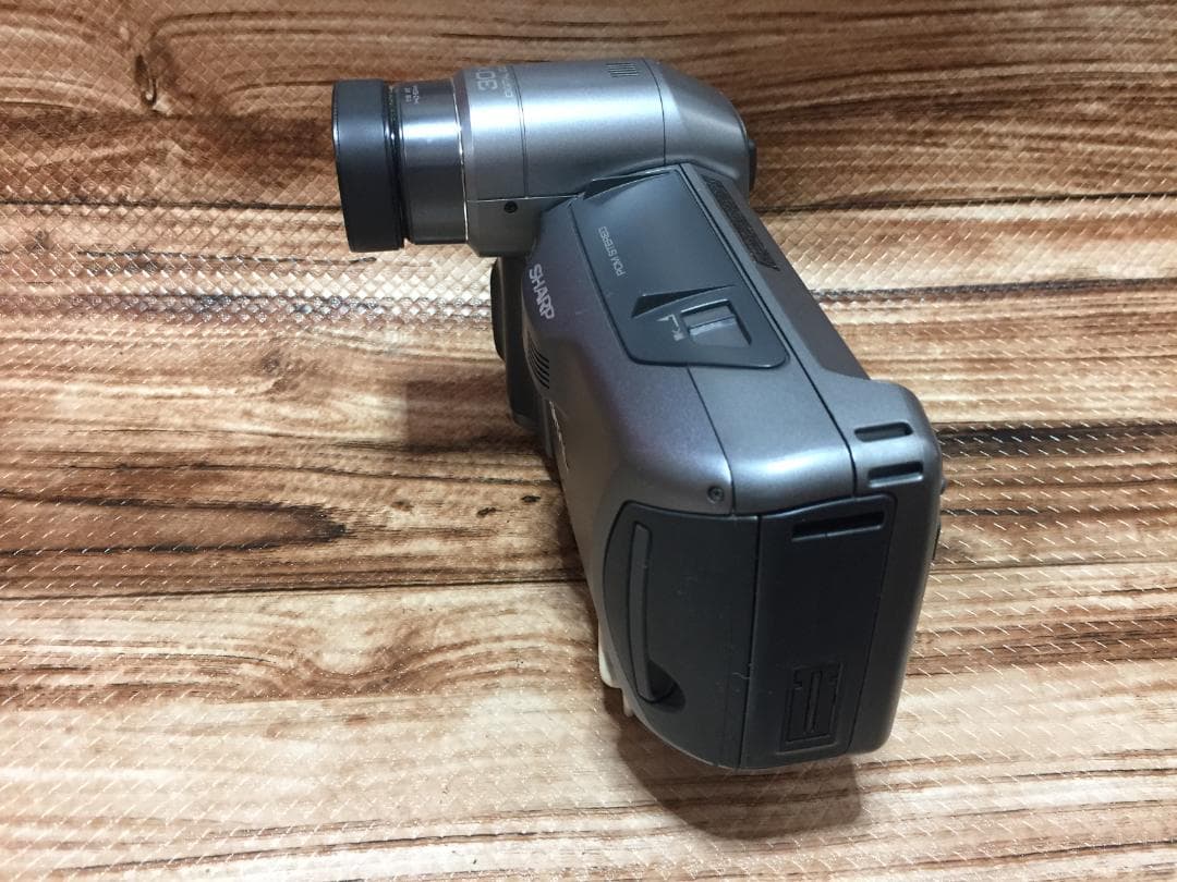 撮影再生ダビングOK　SHARP　VL-DH4000　付属品豪華　液晶大画面