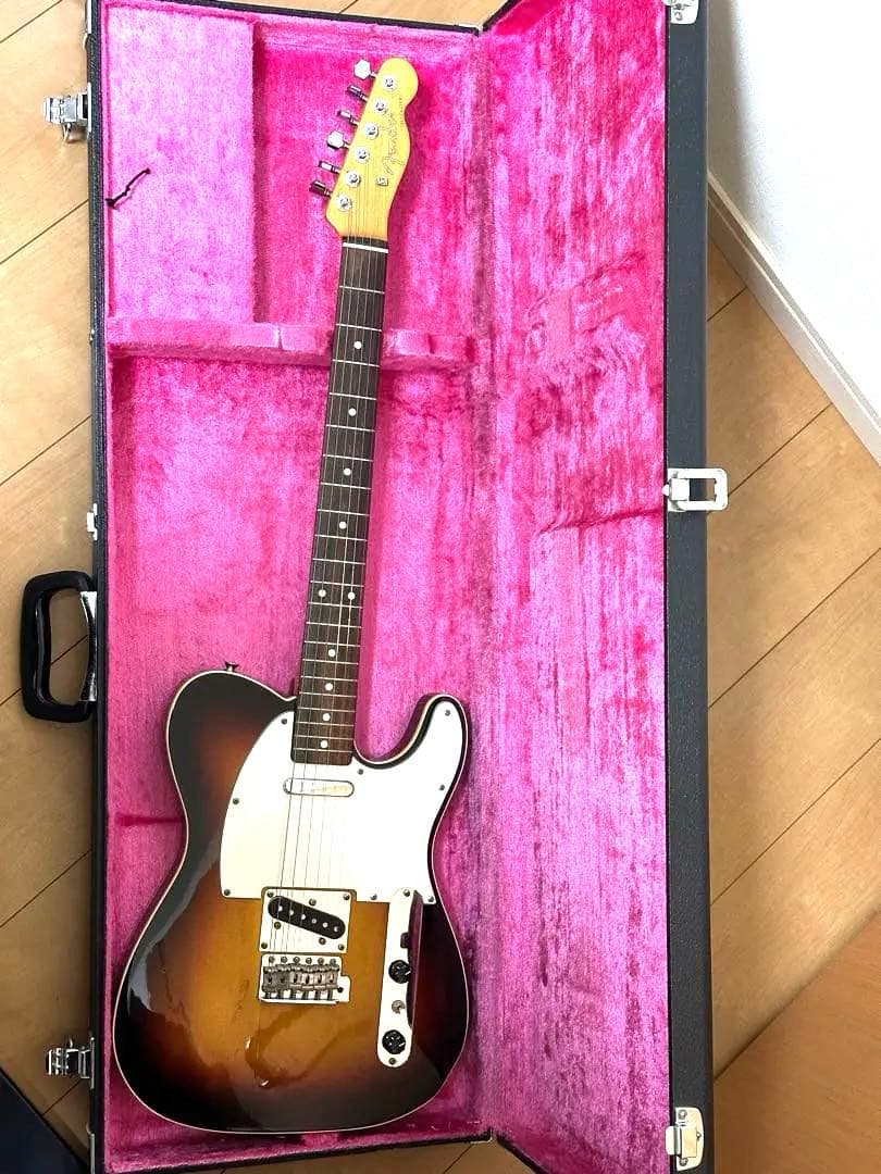 ア*ス様 Fender Japan テレキャスター TLC-62B-70 ハード 1998 Fender Japan Telecaster Custom TLC-62B '62 Reissue – 3-Tone