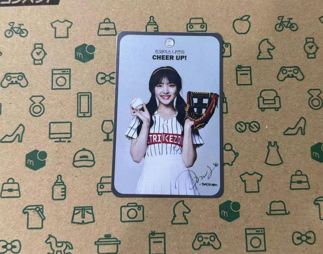 ナヨン トレカ ストライクゾーン strikezon red blue コンプ