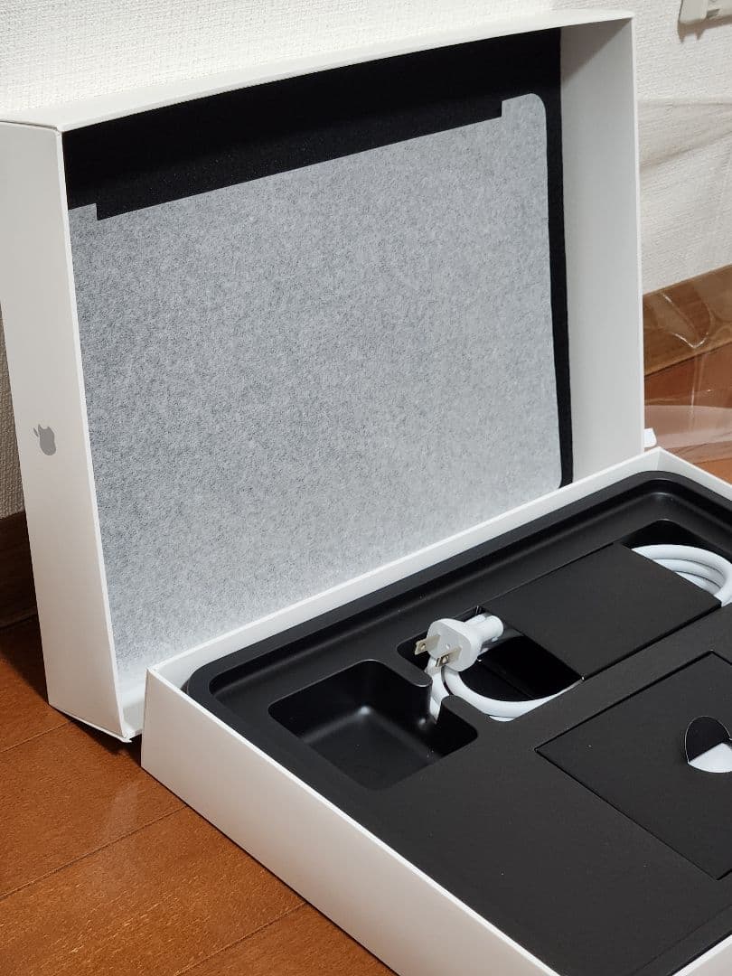 美品】【箱つき】MacBook Air 2017 シルバー - メルカリ