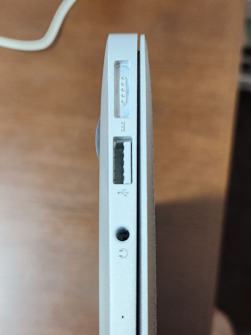 美品】【箱つき】MacBook Air 2017 シルバー - メルカリ