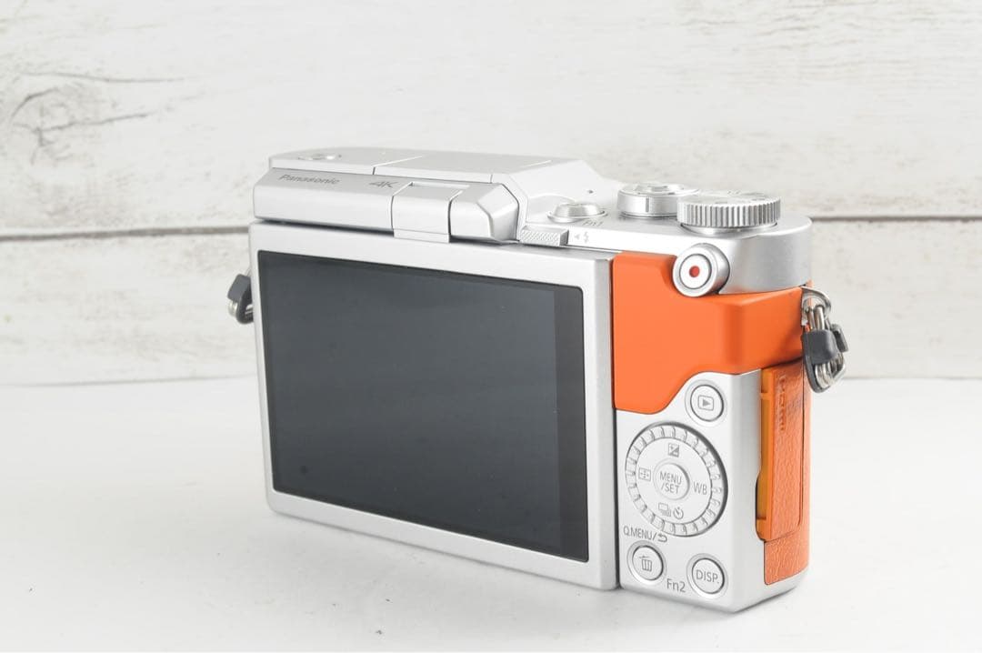 ❤️シャッター数わずか131枚❤️Wi-Fi &自撮り❤️LUMIX GF9 - メルカリ