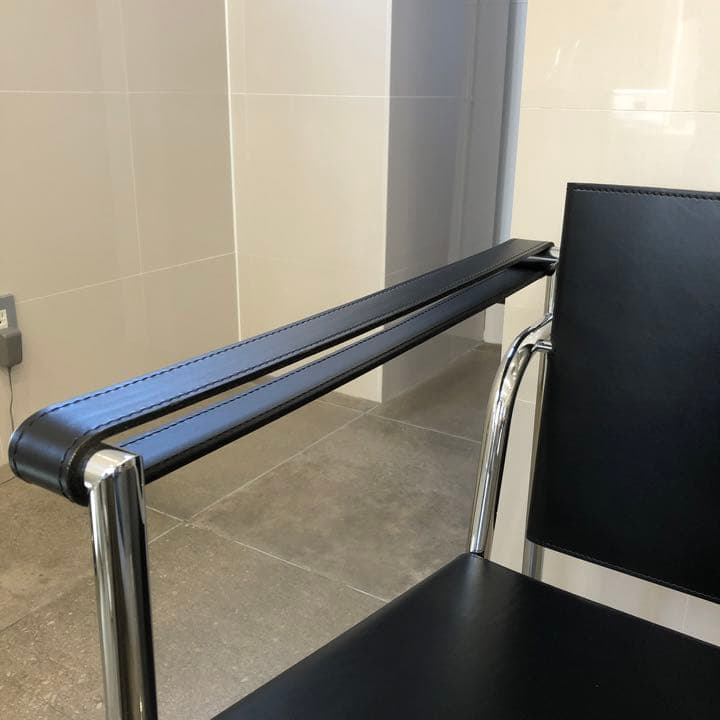 コルビジェ LC1 スリングチェア 正規品 希少 美品 カッシーナ - メルカリ