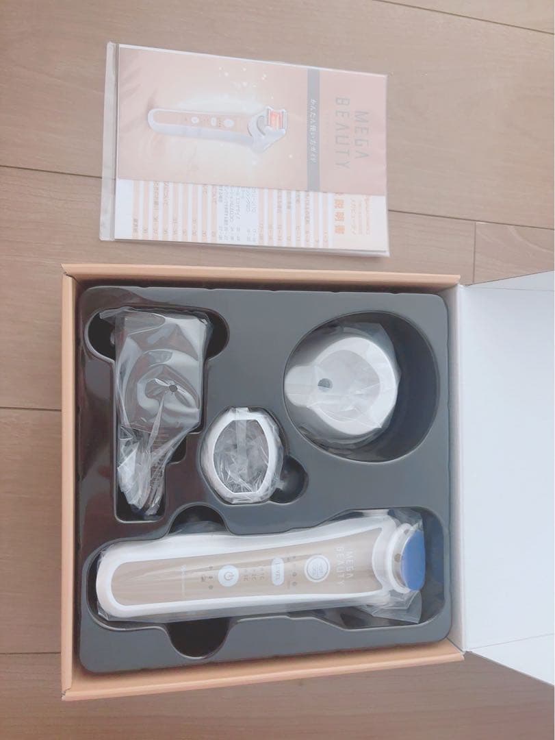 J*S様 ナリス　メガビューティ　新品部品未開封