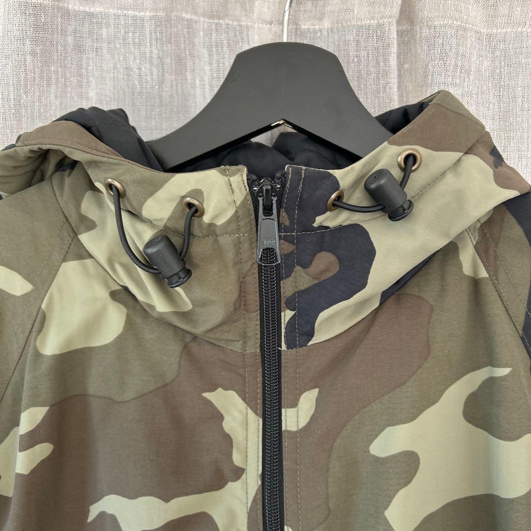 カーハート 迷彩 ナイロンジャケット フード付き - メルカリ