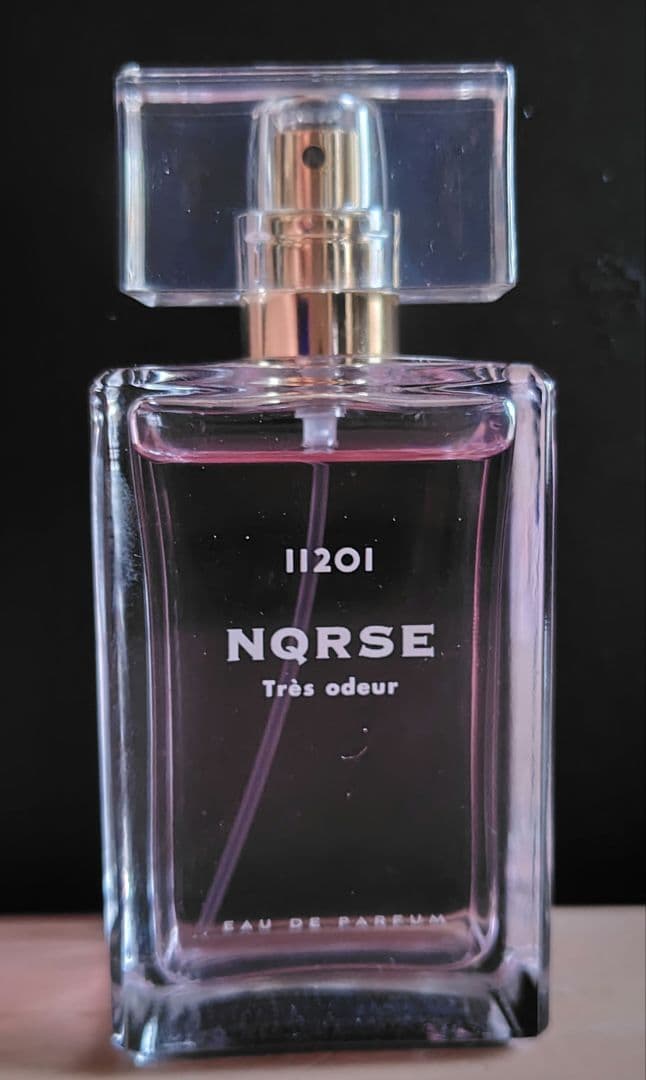 nqrse 11201 オードトワレ 香水