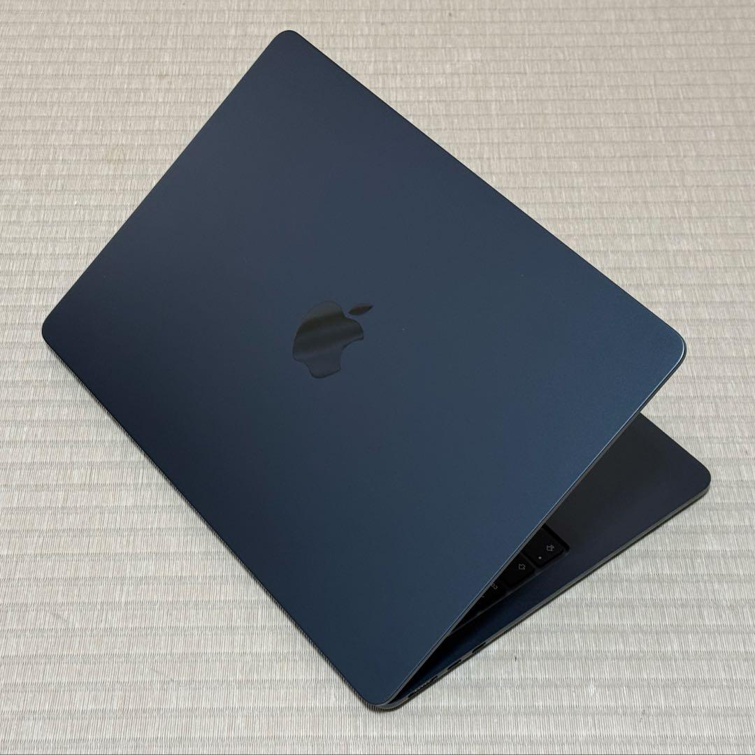 【おまけ付き】MacBook Air M4 13㌅/16/256/ミッドナイト
