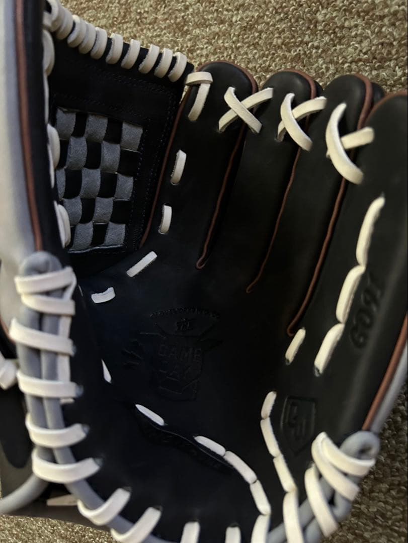 Gloveworks 硬式グローブ 11.25インチ 新品未使用 箱付 - メルカリ