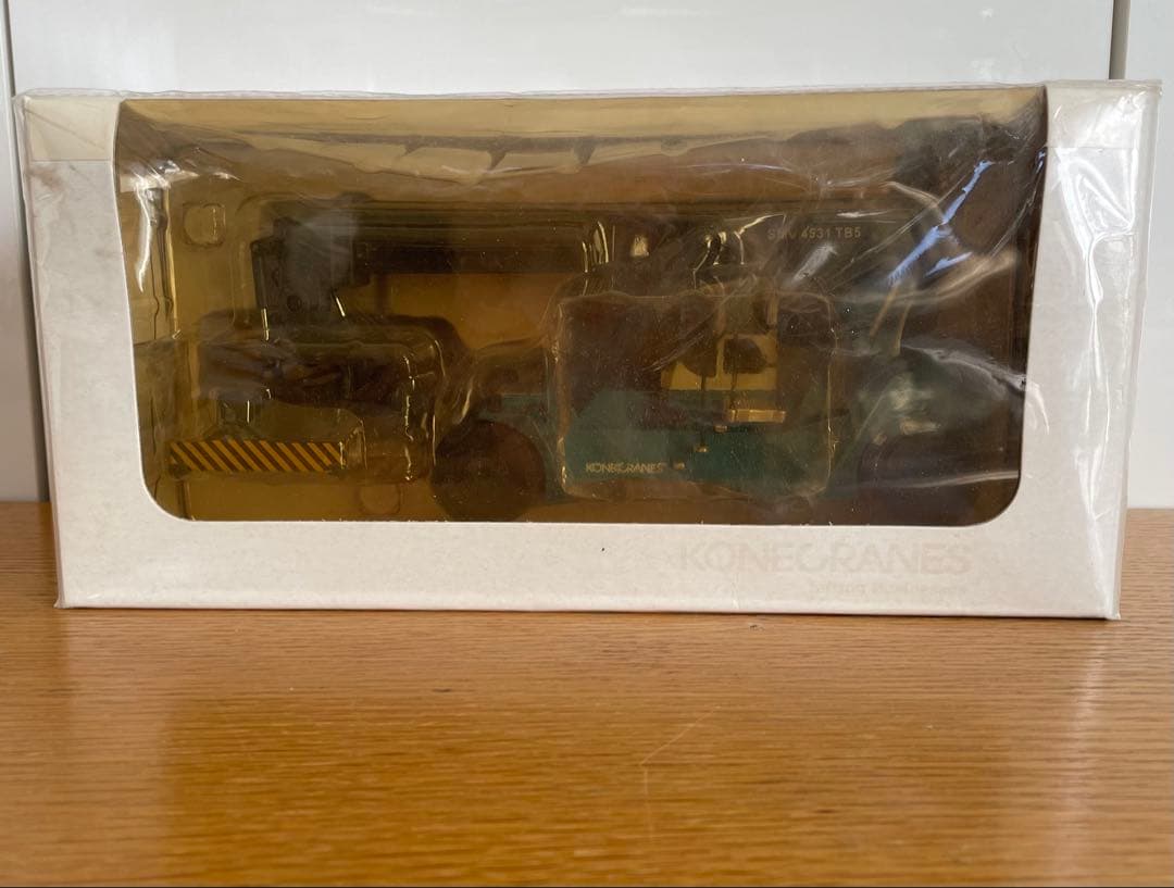 リーチスタッカー KONECRANES SMV 4531 TB5