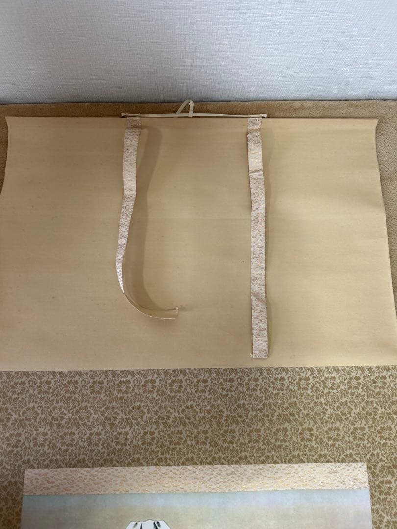 良品　横山大観　霊峰富士図　《復刻謹製》　絹本掛軸一幅　特製保存収納箱