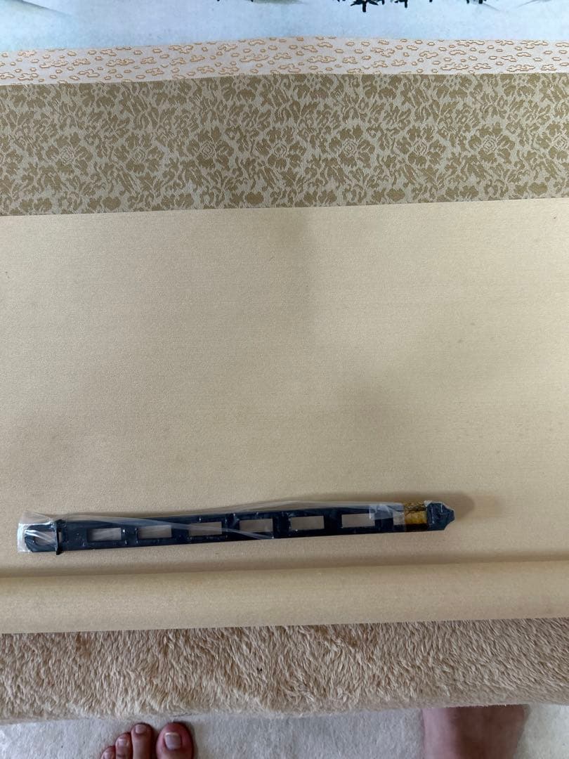 良品　横山大観　霊峰富士図　《復刻謹製》　絹本掛軸一幅　特製保存収納箱