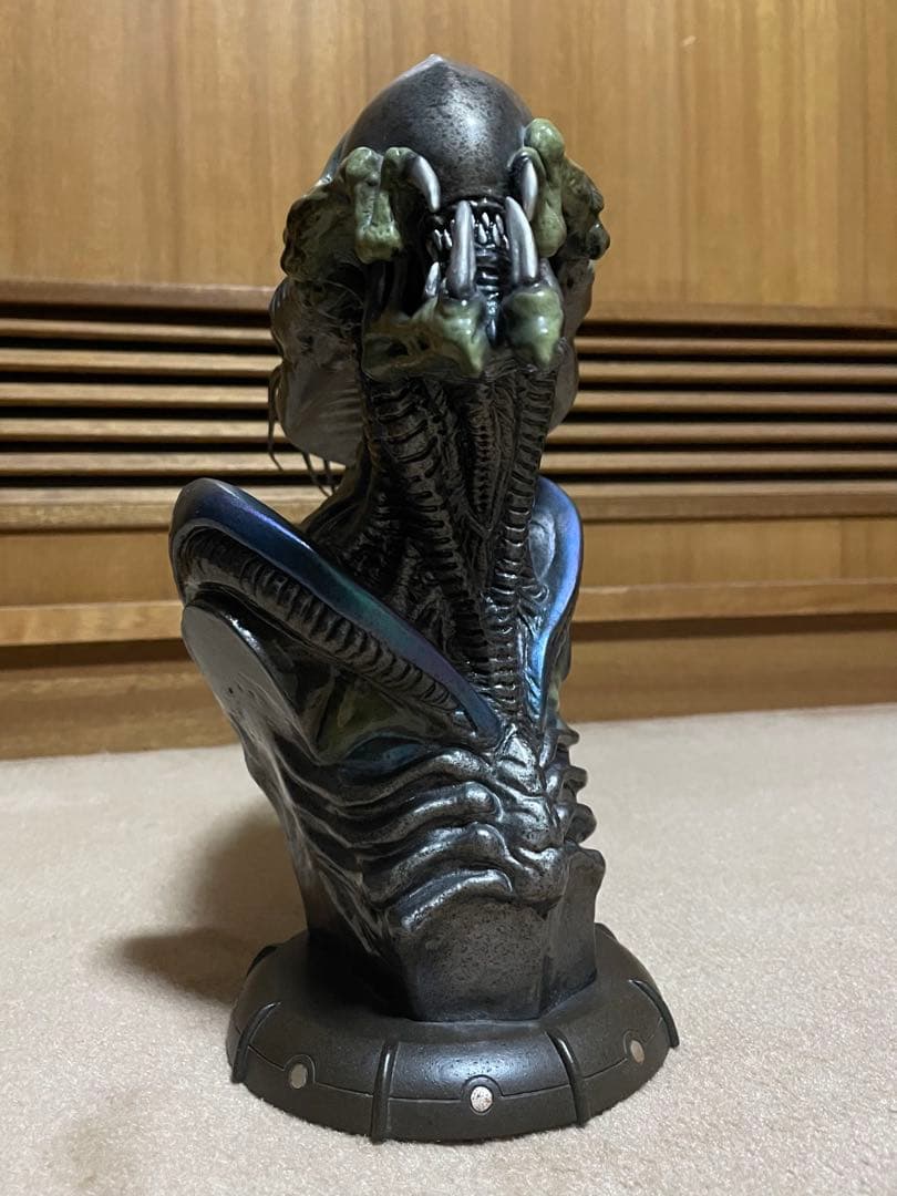 【世界限定250体】サイドショウ プレデリアン コンセプトバスト AVP2