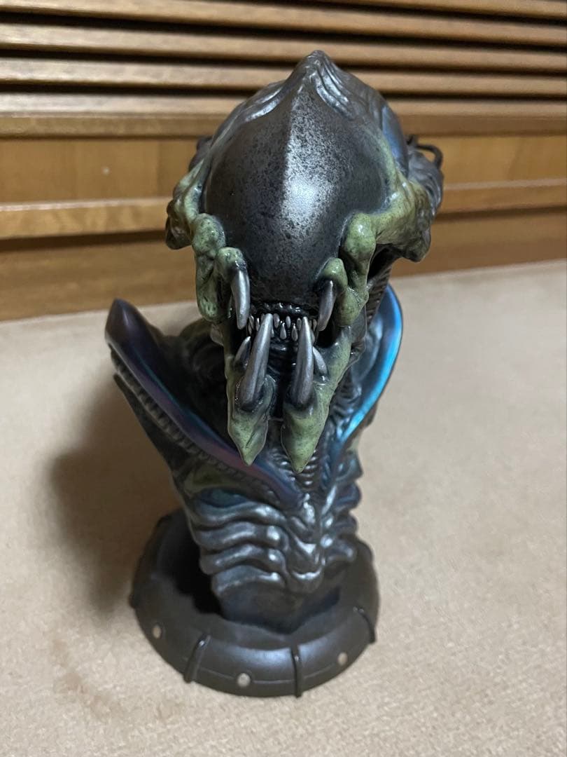 【世界限定250体】サイドショウ プレデリアン コンセプトバスト AVP2