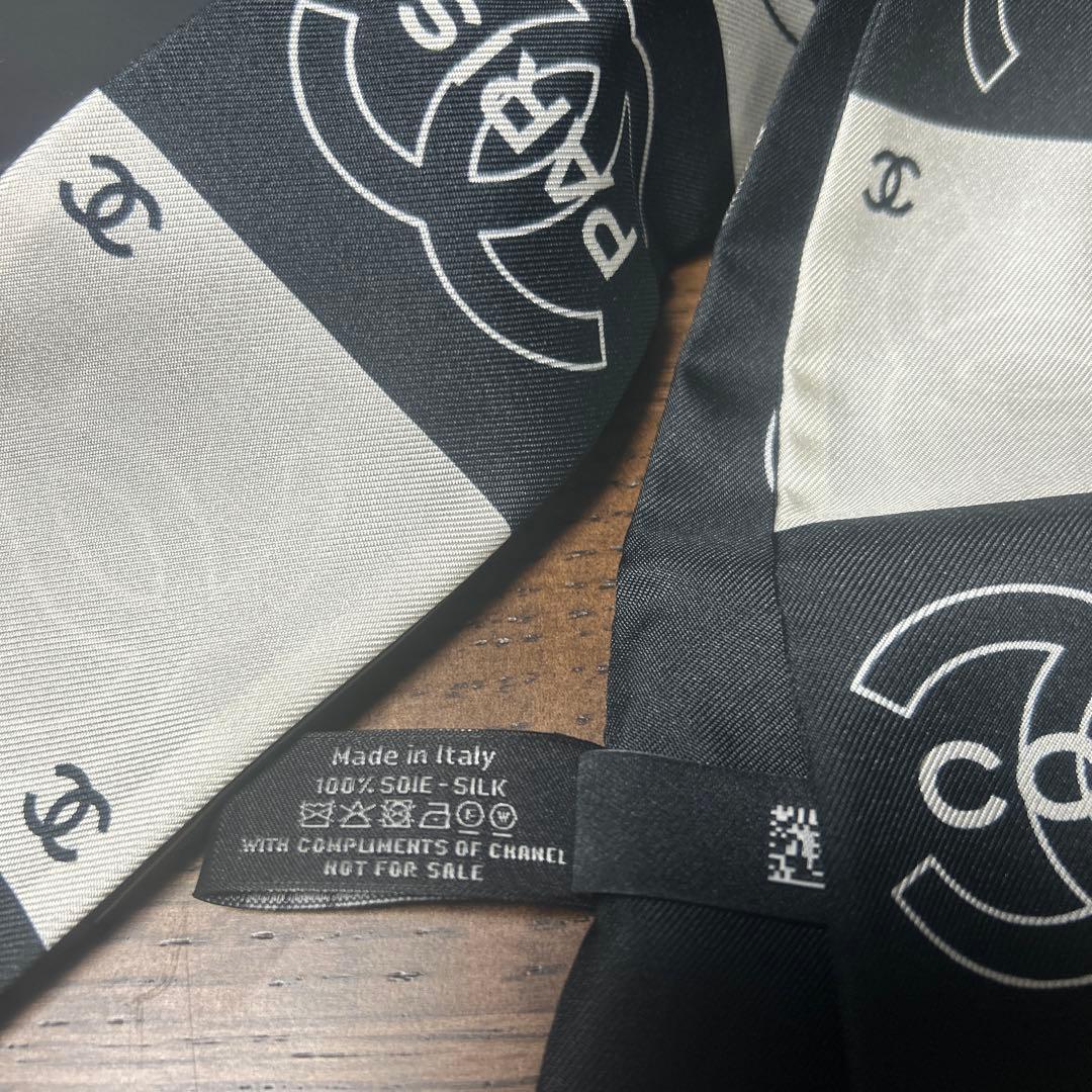 新品未使用】CHANELノベルティスカーフ - メルカリ