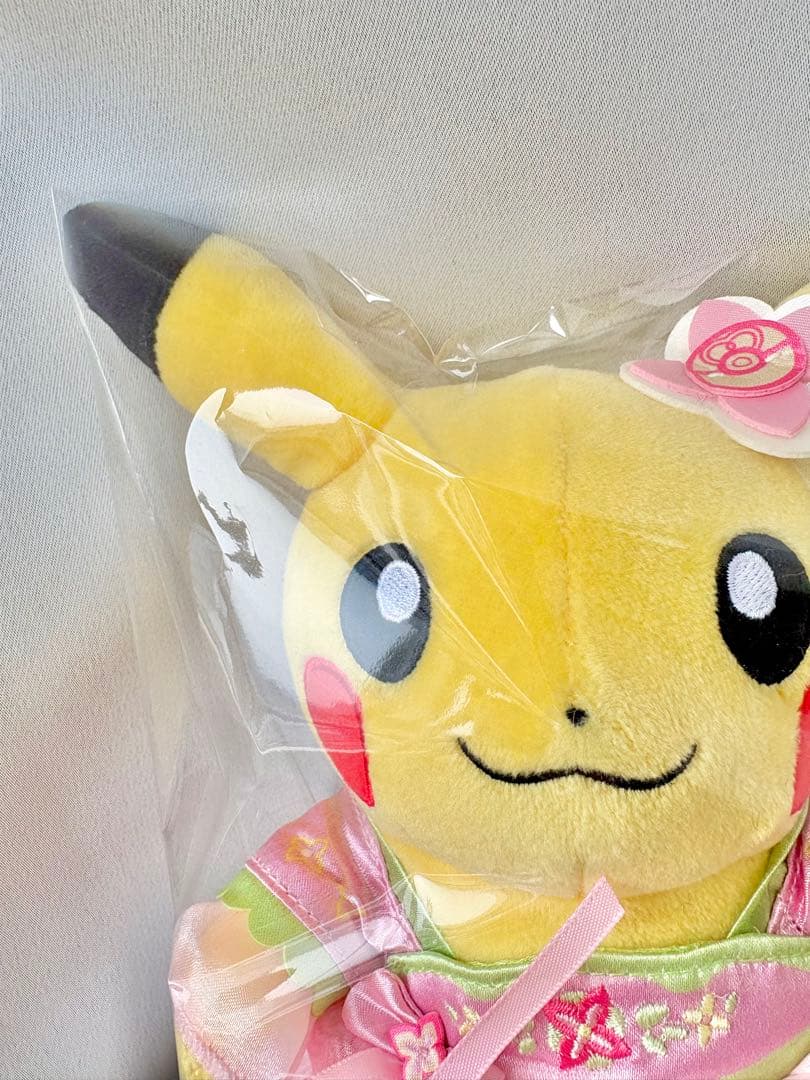 海外ポケセン限定 ピカチュウぬいぐるみ セット 漢服コスチュームpokemon