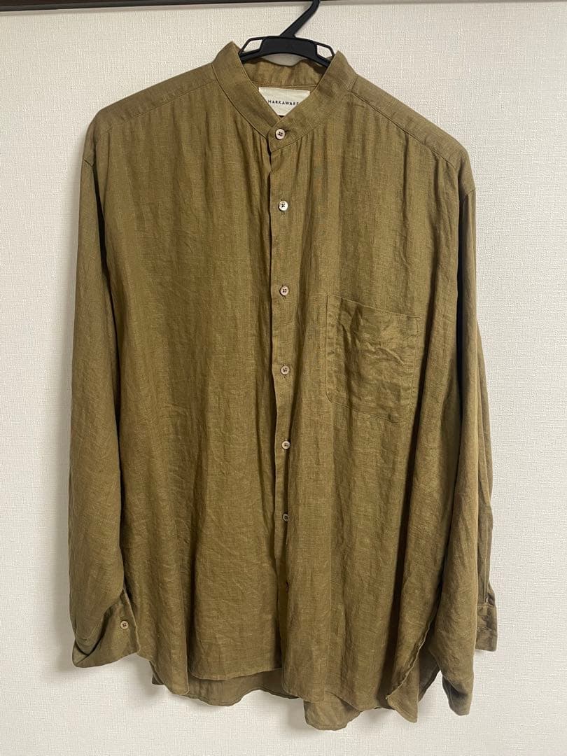 美品　MARKAWARE ヘンプシャツ オリーブ色 長袖 MARKAWARE (マーカウェア) HEMP SHIRTING OPEN COLLAR SHIRT L/S