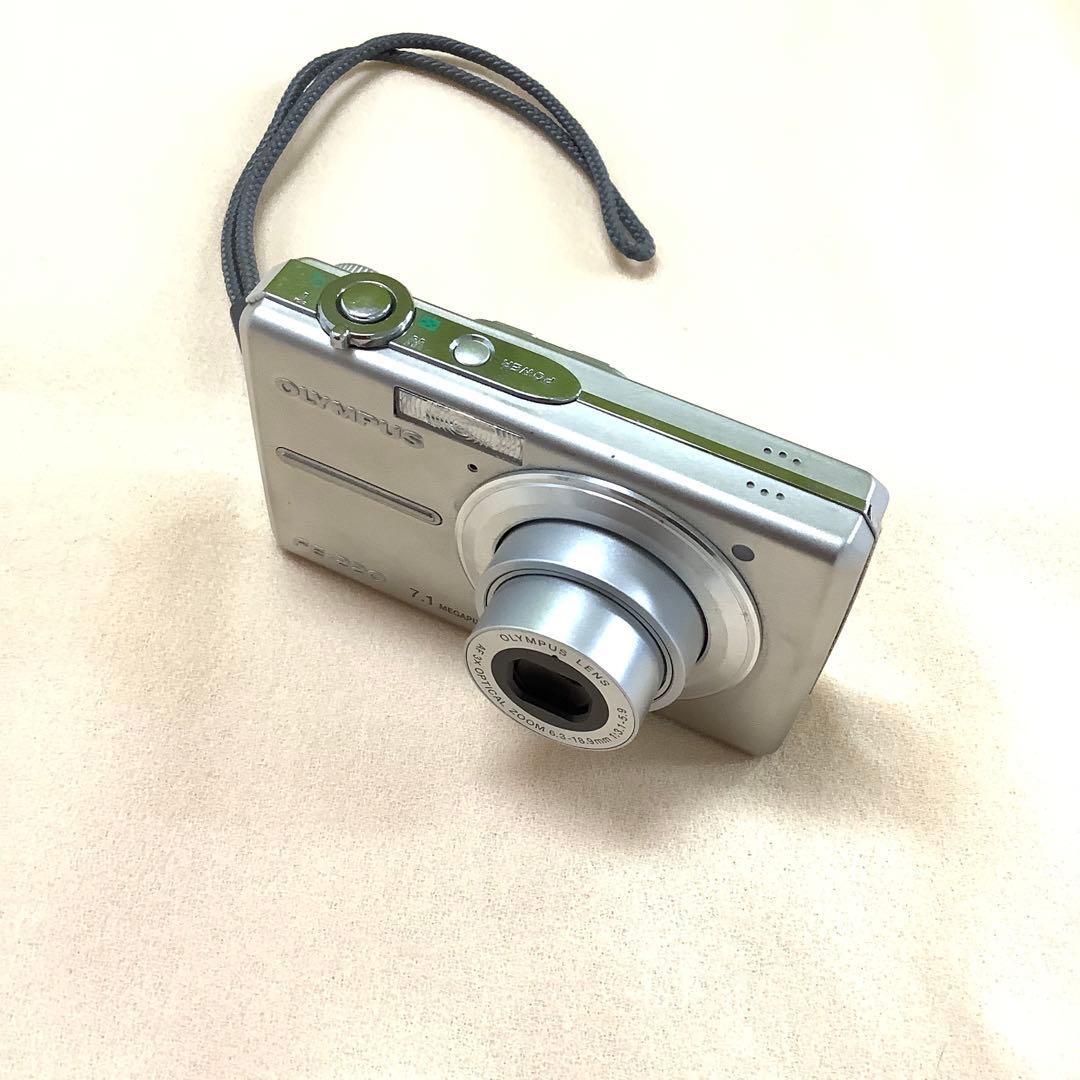 OLYMPUS FE-220☆シルバー コンパクトデジタルカメラ☆ - メルカリ