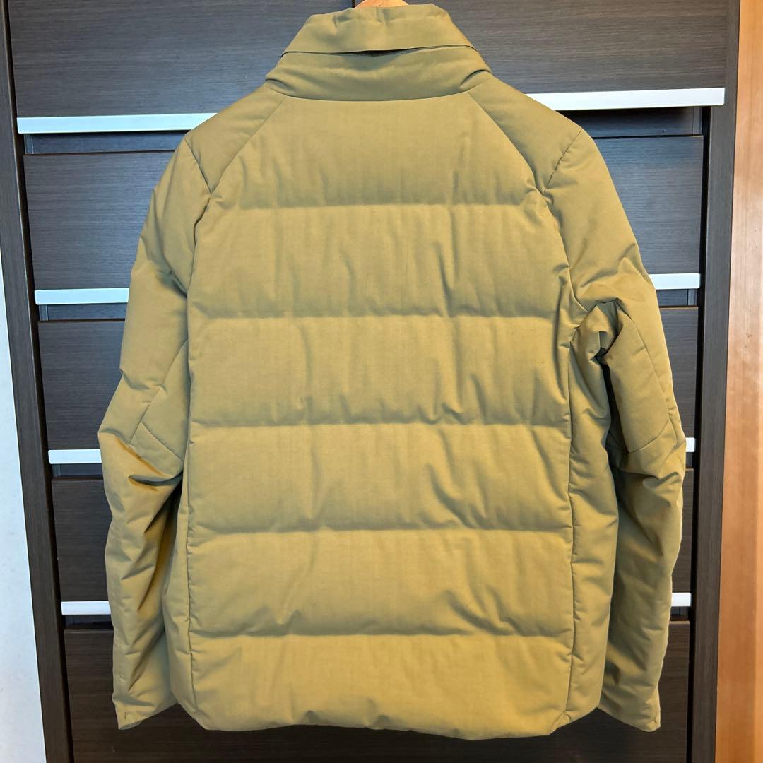 美品】水沢ダウン ジャケット デサント VARIANT Mサイズ オリーブ色