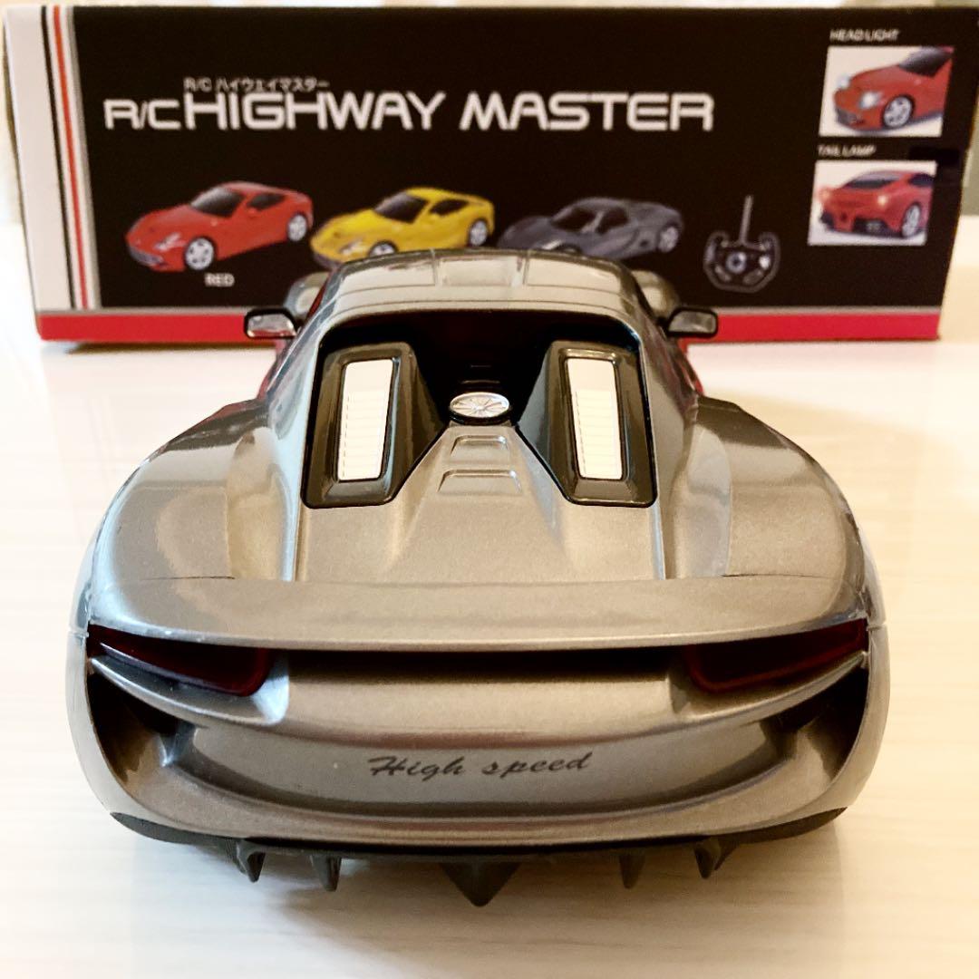 ❣️とにかくカッコイイ❣️R/Cハイウェイマスターズ　ラジコン　1:14 シルバー❣️