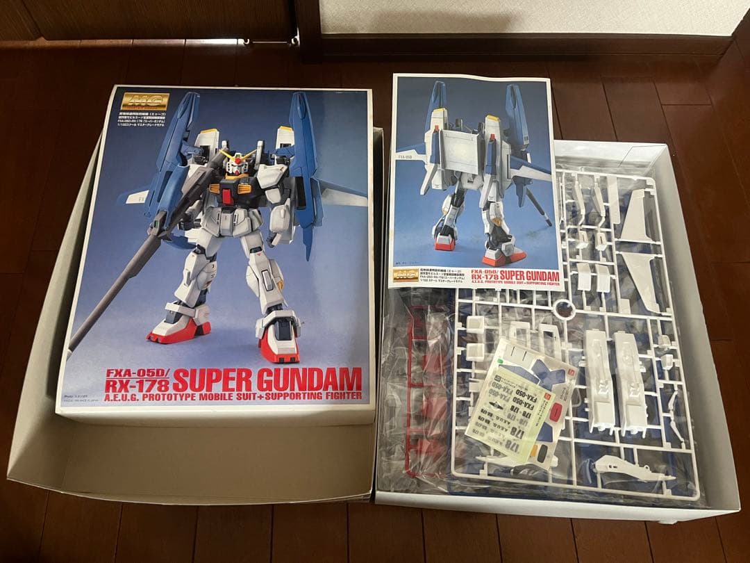 【未組立】BANDAI MG FXA-05D/RX-178 スーパーガンダム