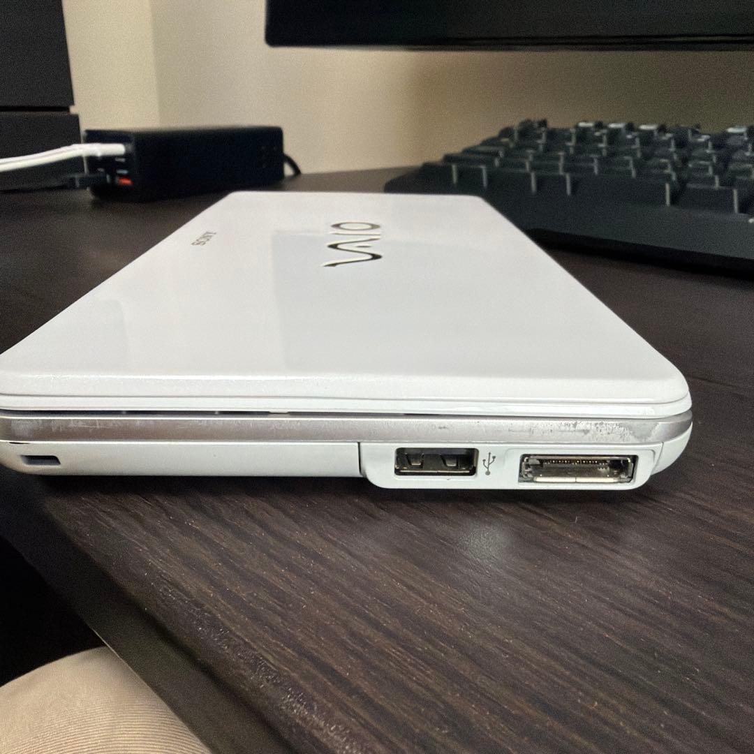SONY VAIO type P VGN-P80H ホワイト ソニ - メルカリ