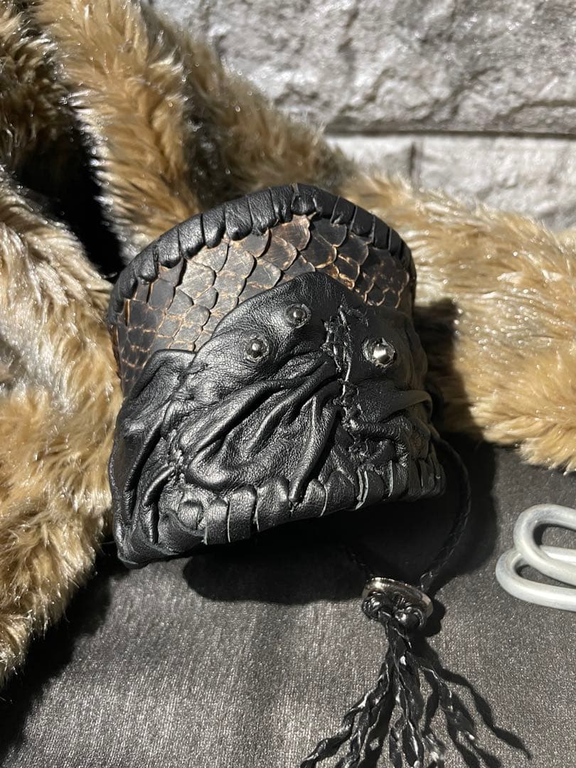 ilyN DPS_002 レザーバングル　kmrii Top_page_02.jpg?v=1771820119