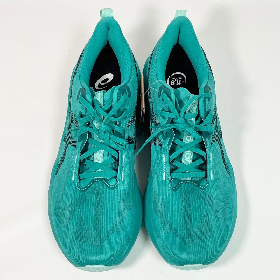 【未使用品】アシックス　NOVABLAST5 32.0cm ランニングシューズ