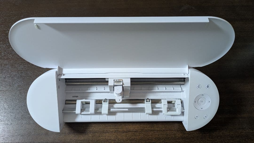 シルエット　ポートレート4　カッティングマシン シルエットポートレート4(ホワイト): 製品カテゴリ | シルエットジャパン