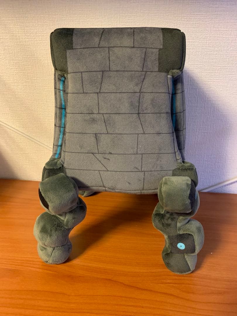 ポケモン　ウルトラビースト　ツンデツンデ　ぬいぐるみ