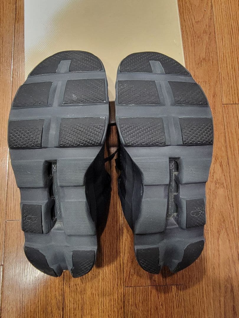 On クラウドモンスター ブラック 27.5cm　オン　箱あり　★美品★