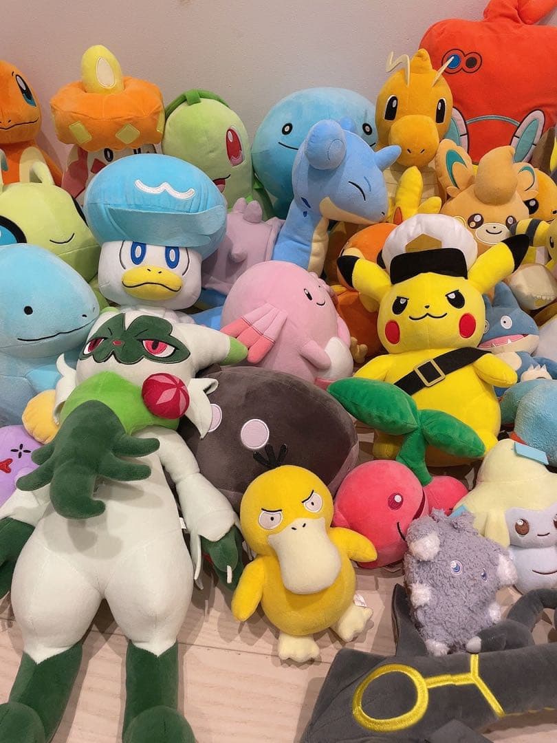 値下げ交渉受付中 ポケットモンスター　ぬいぐるみ　まとめ売り　40体以上あります