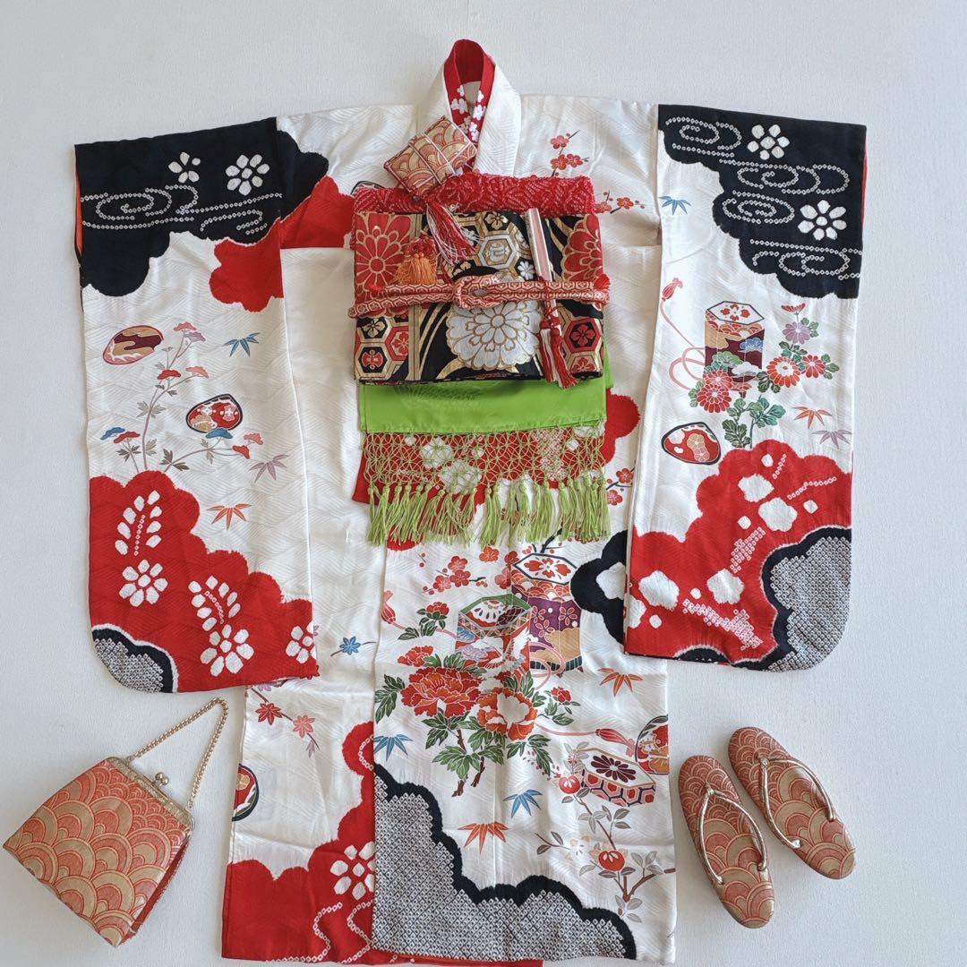 フルセット　七五三　７歳女の子　白地　しぼり貝合せ　丸帯黒地　簡単半襟　7301 七五三 着物 7歳 フルセット(正絹)