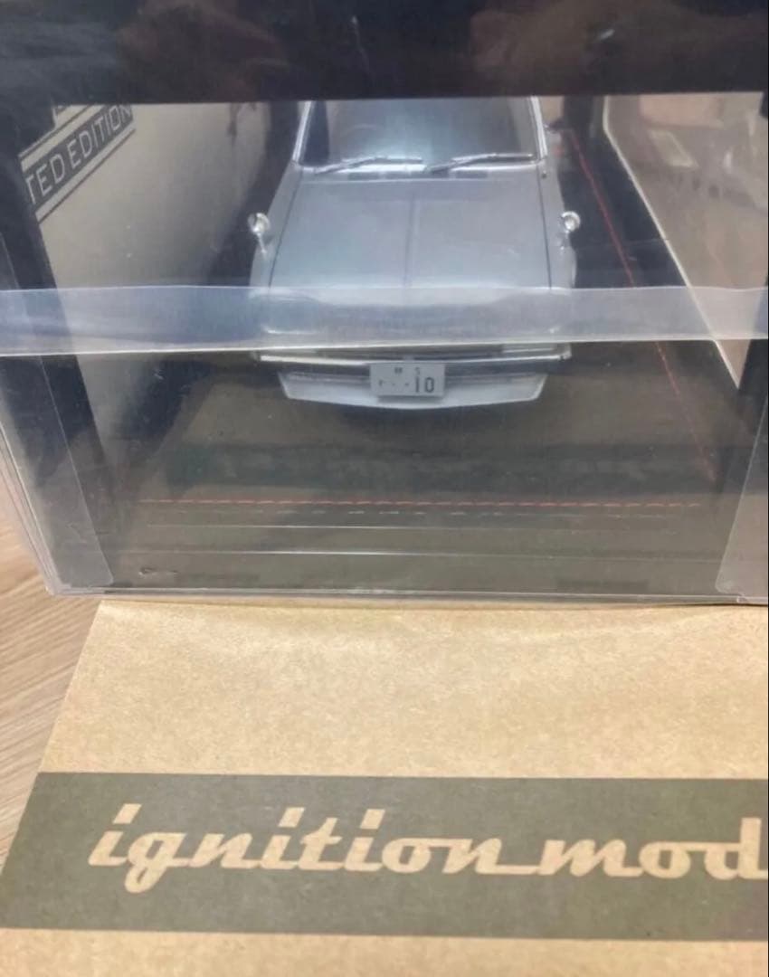 イグニッションモデル1/18スカイライン2000GT-R Silber10th